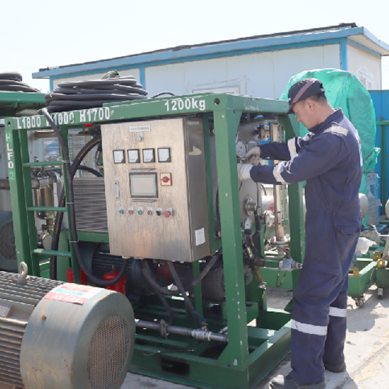 Diesel flushing Enpioner Oil & Gas Service Provider